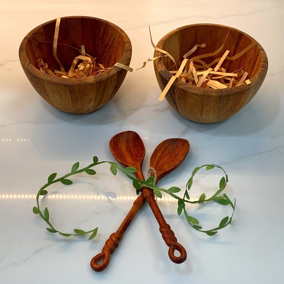 2 Small Wooden Serving Bowls & 2 Small Wooden Serving Spoons - Picture 1 of 14